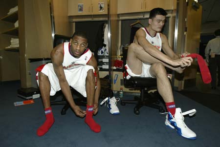 意媒：尤文想签下一名组织型中场，正关注埃尔切的门多萨（意媒：尤文欲引进组织型中场，已将埃尔切门多萨列为目标）