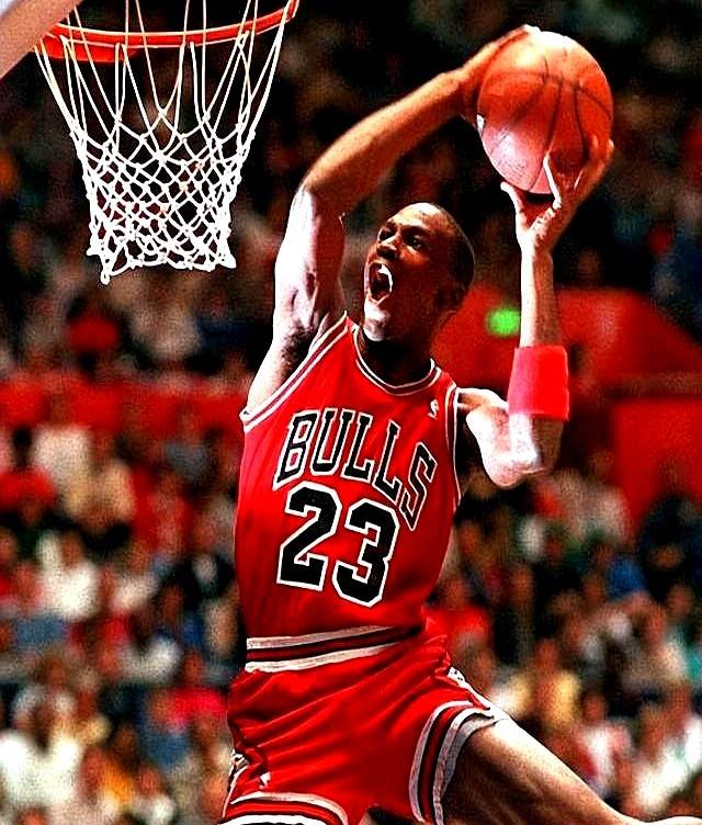 迪马济奥：夸德拉多将因伤缺席本周末比萨与国米的比赛（迪马济奥：夸德拉多伤停，无缘本周末比萨对国米之战）