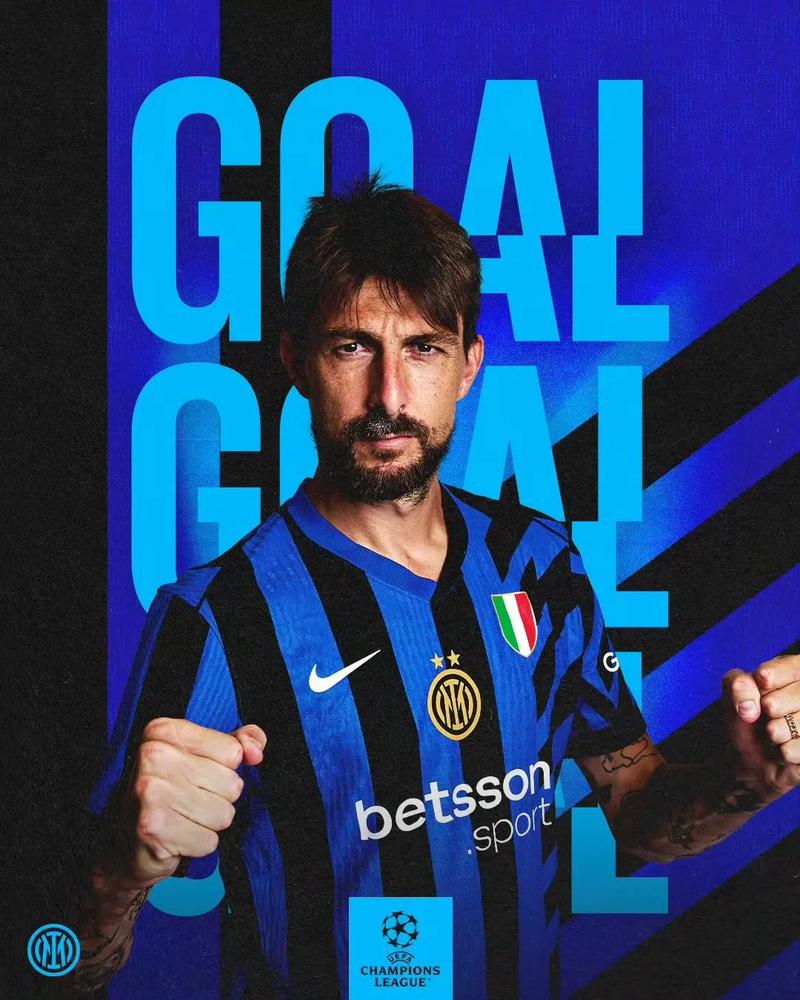 欧冠联赛战术分析：曼联攻防策略（欧冠战术解读：曼联攻守之道）