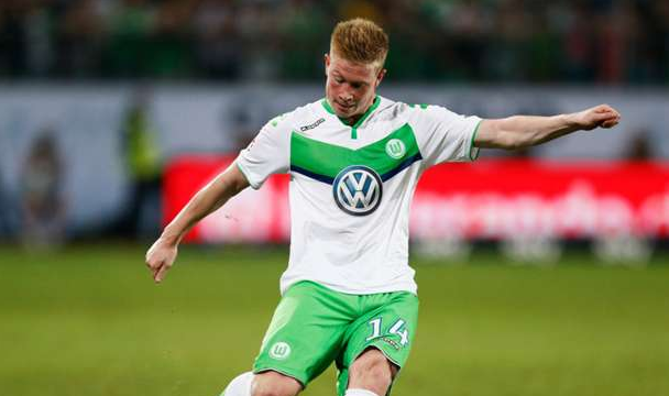 他的节奏变化太迷人了（他对节奏的拿捏令人沉醉）