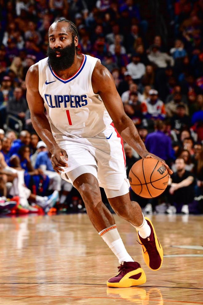 马尼切：菲利克斯始终只是潜力球员，他应该给门德斯立雕像（马尼切：菲利克斯依旧只是潜力球员，理当为门德斯立雕像）