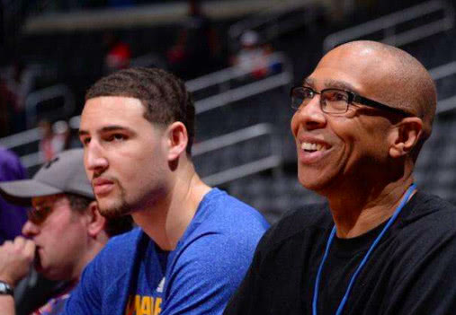 皇马0-2负塞尔塔！五大名帅候选浮出水面，齐达内领衔谁将接替阿隆索？（塞尔塔2-0掀翻皇马！帅位五大候选浮现，齐达内领跑谁来接班阿隆索？）