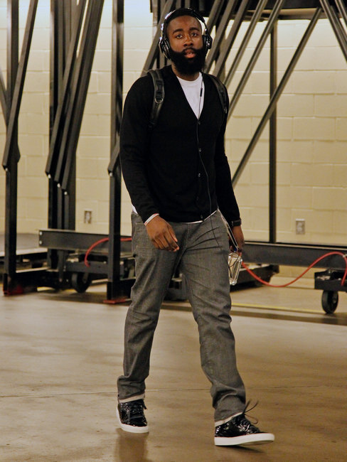 美国演员约翰尼-德普现场观看博卡比赛，并与里克尔梅合影（美国影星约翰尼·德普现身博卡比赛，与里克尔梅合影）