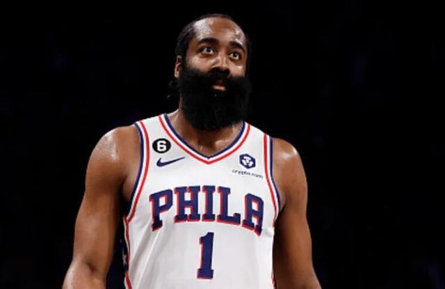 斯普利特：我们对库里使出浑身解数但防不住他 好在我们进攻还行（斯普利特：竭尽所能仍难限制库里，庆幸我们火力不俗）