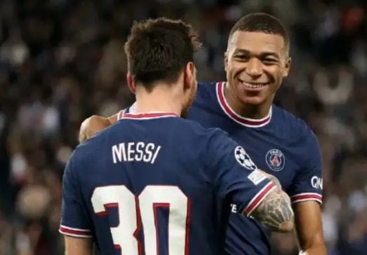 全市场：意甲多家俱乐部有意齐尔克泽，曼联尚未批准其离队（全市场：齐尔克泽获多支意甲球队青睐，曼联暂未批准放行）