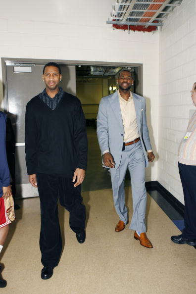 官方：贝西克塔斯声明炮轰裁判，敦促足协尽快处罚黑哨（贝西克塔斯官方发声抨击裁判，催促足协尽快惩处黑哨）