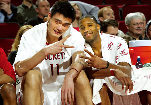 全体育：战绩低迷引众怒，佛罗伦萨球迷将空看台20分钟抗议（全体育：战绩不佳激起众怒，佛罗伦萨球迷计划开场20分钟内空看台抗议）