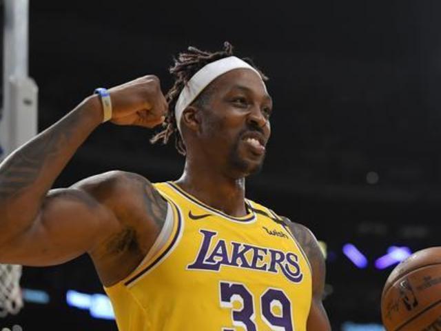 法比奥晒与古加搞怪合照：我们爱中国，很满意现在的生活状态（法比奥与古加晒搞怪合影：我们热爱中国，对当下生活十分满意）