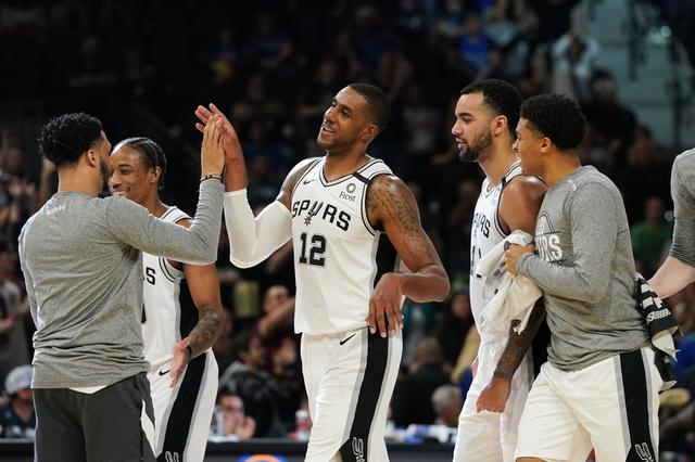 欧冠前瞻：阿森纳出线在望恐进行大轮换，布鲁日新帅莱科刚上任（欧冠前瞻：阿森纳晋级在望或掀大轮换，布鲁日新帅莱科火线上任）