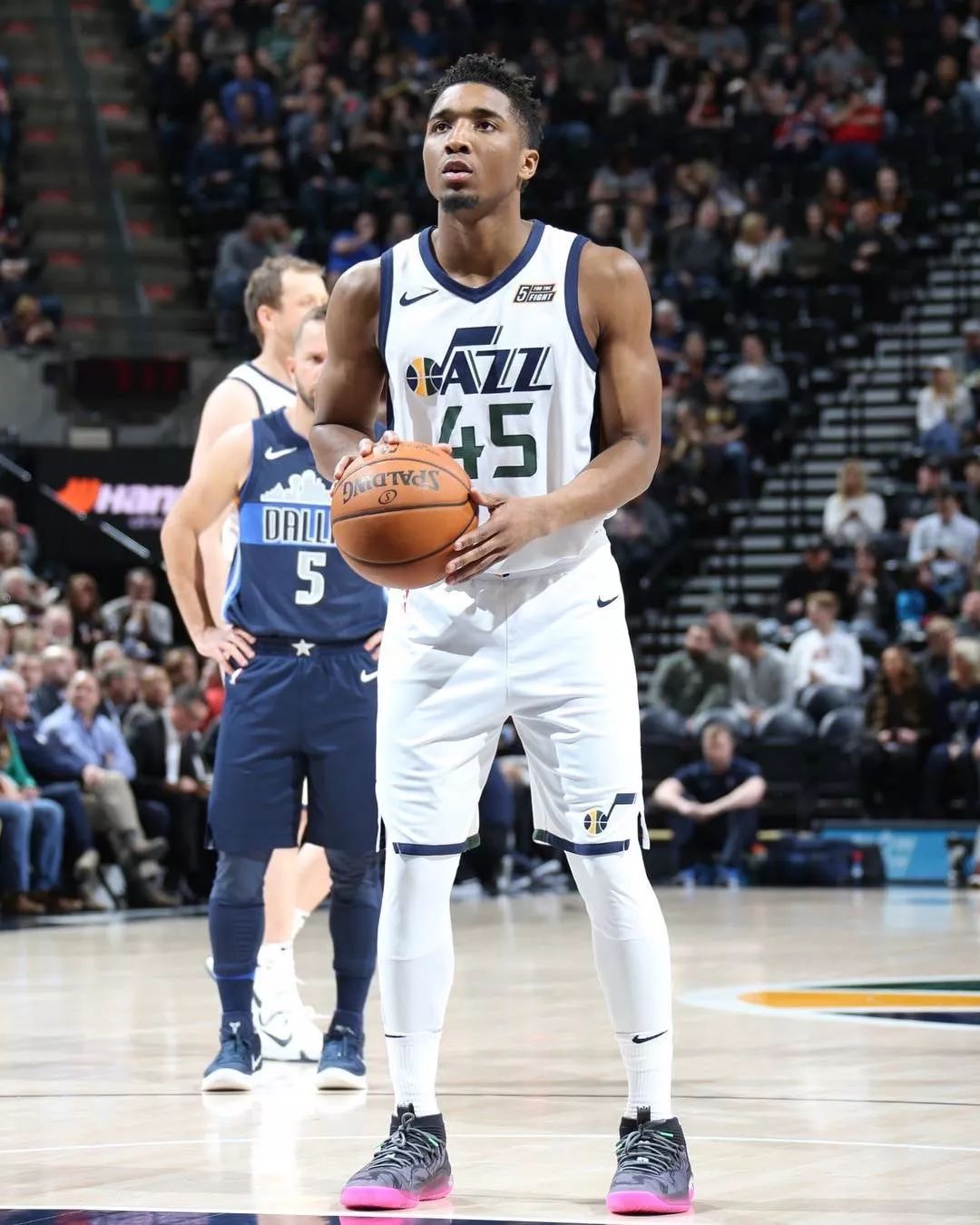 金身告破，塔帅治下阿森纳首次在欧冠小组／联赛阶段主场丢球（零封纪录终结，阿尔特塔执教后阿森纳欧冠小组赛／联赛主场首次失守）