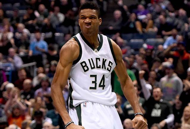 久保：我打游戏很烂没买PS5；皇社的厨师不去豪华餐厅屈才了（久保称自己游戏水平差未购PS5；皇社大厨不去高档餐厅太屈才）